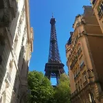 Charming Studio In Paris Near The Eiffel Tower